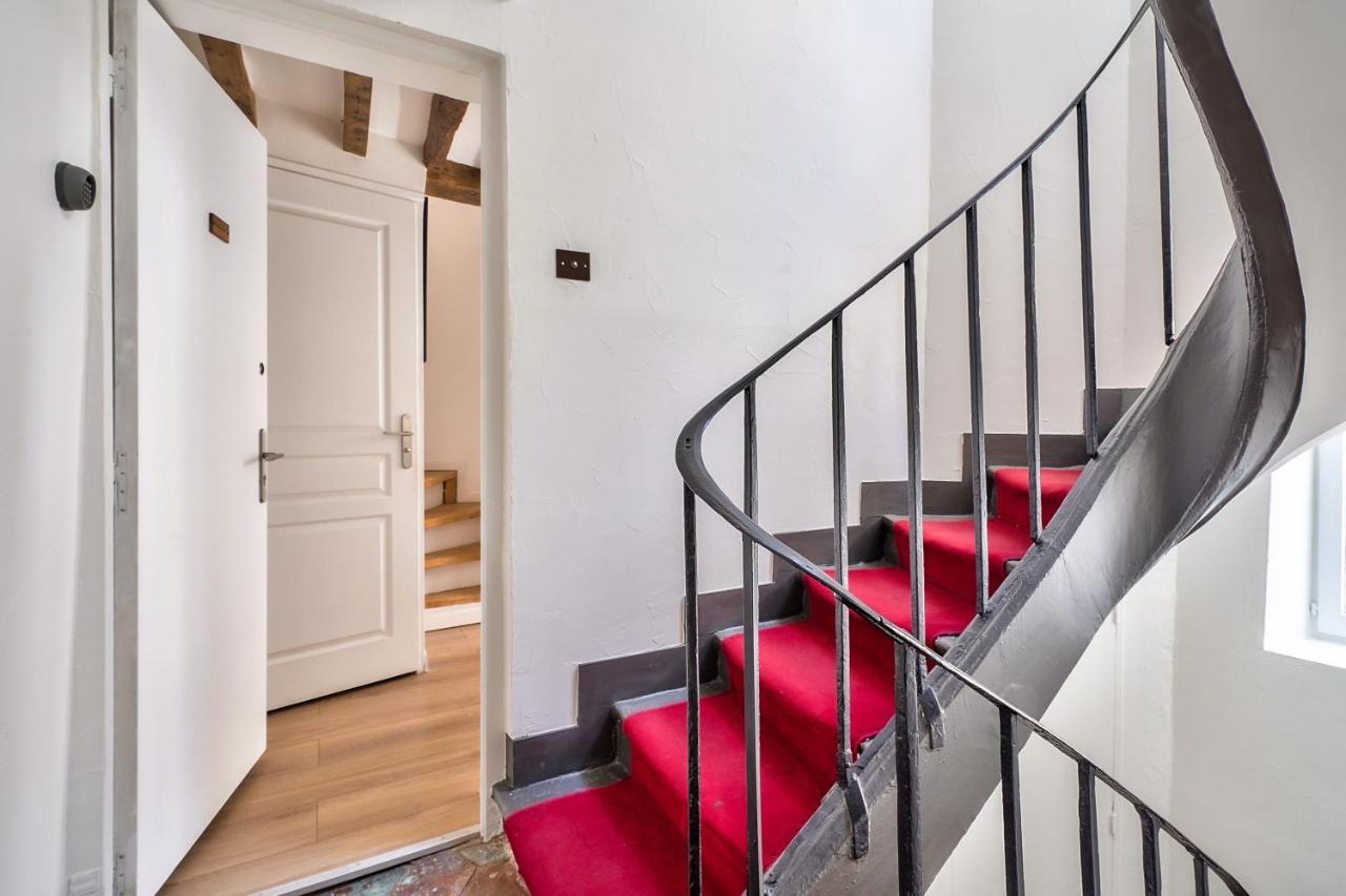 Lovely Mezzanine Studio In The Heart Of Paris 3M Exterior photo